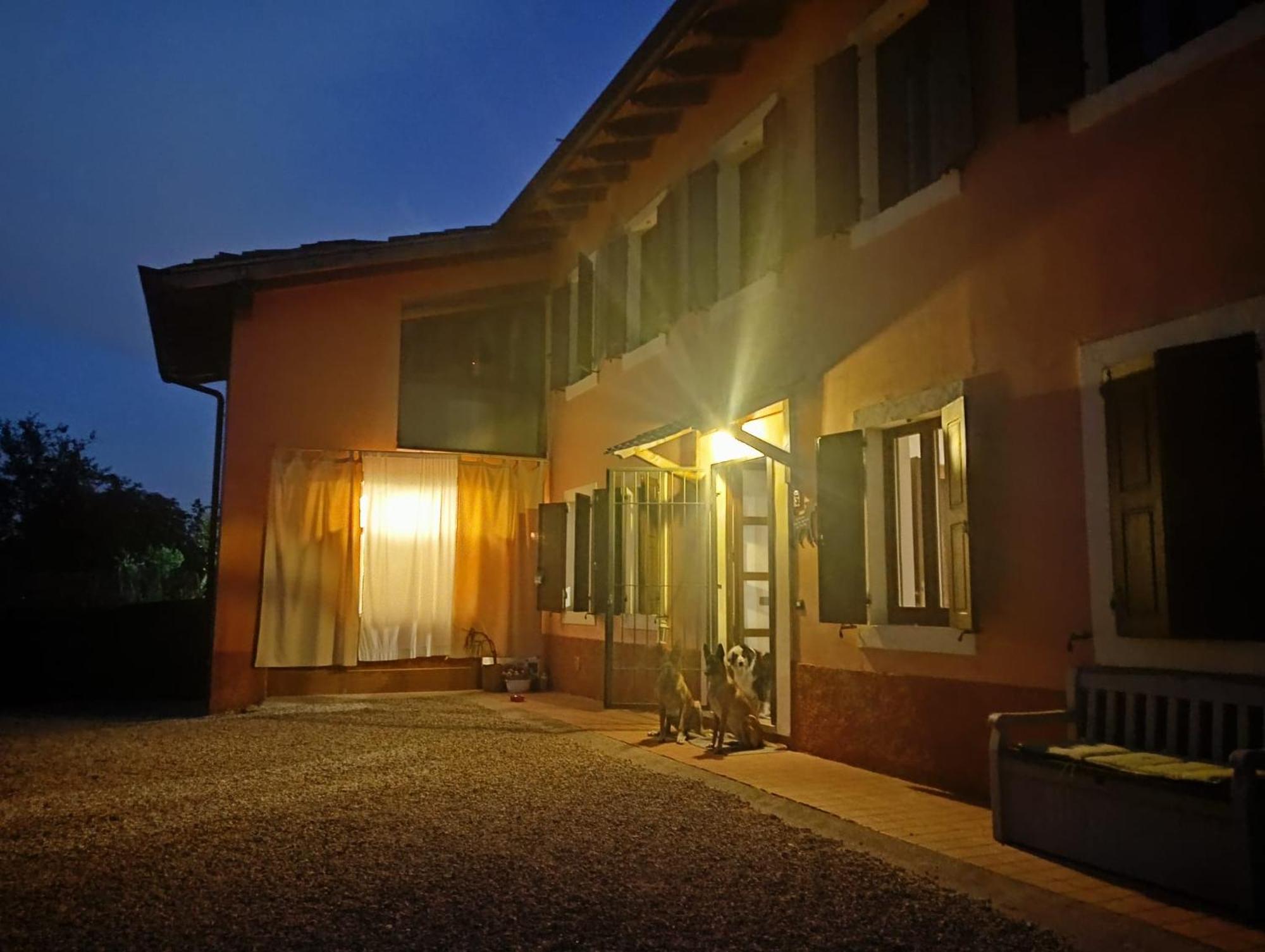 Casa Vacanze Monte Galetto Bussolengo Bagian luar foto