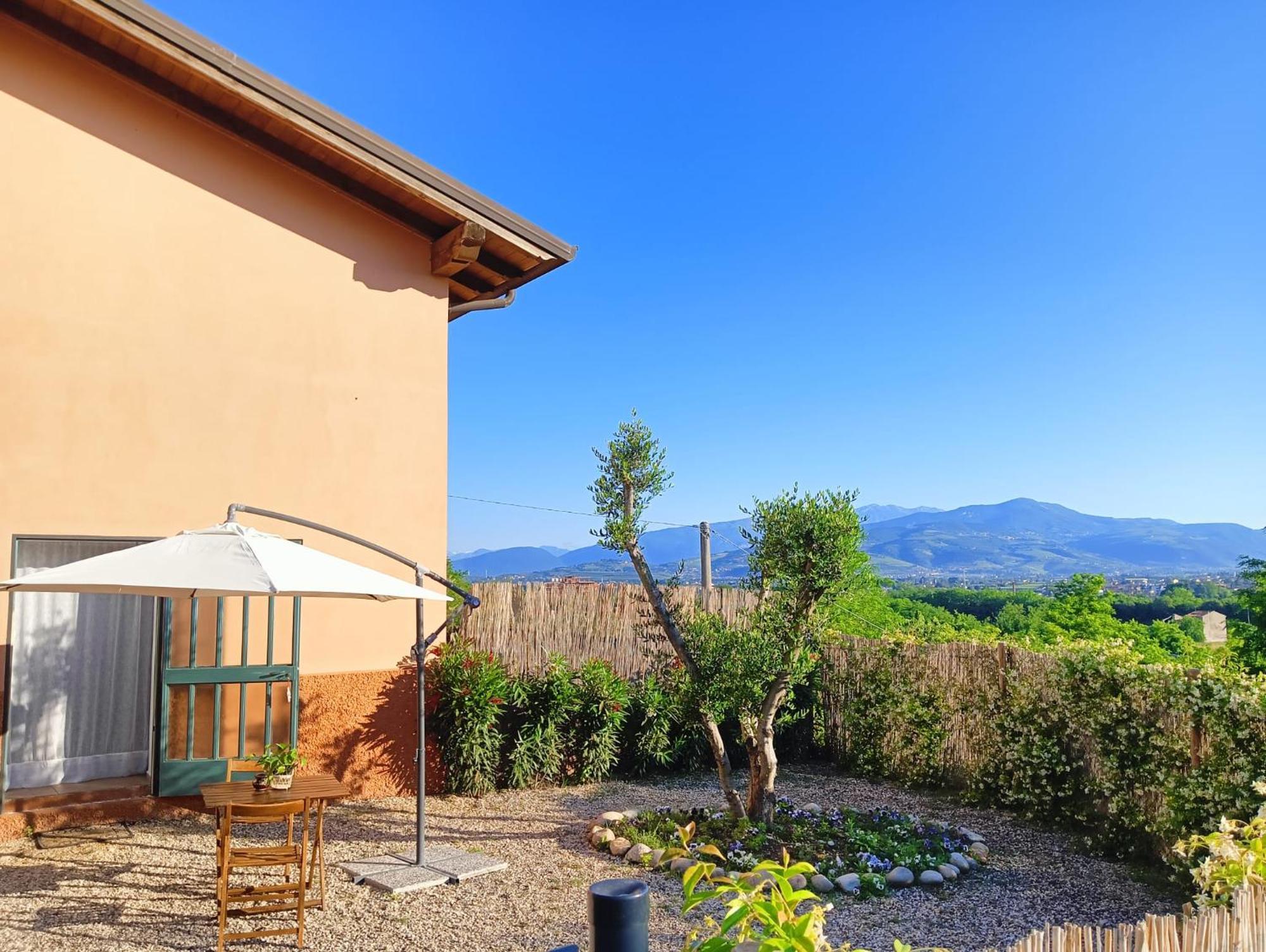 Casa Vacanze Monte Galetto Bussolengo Bagian luar foto